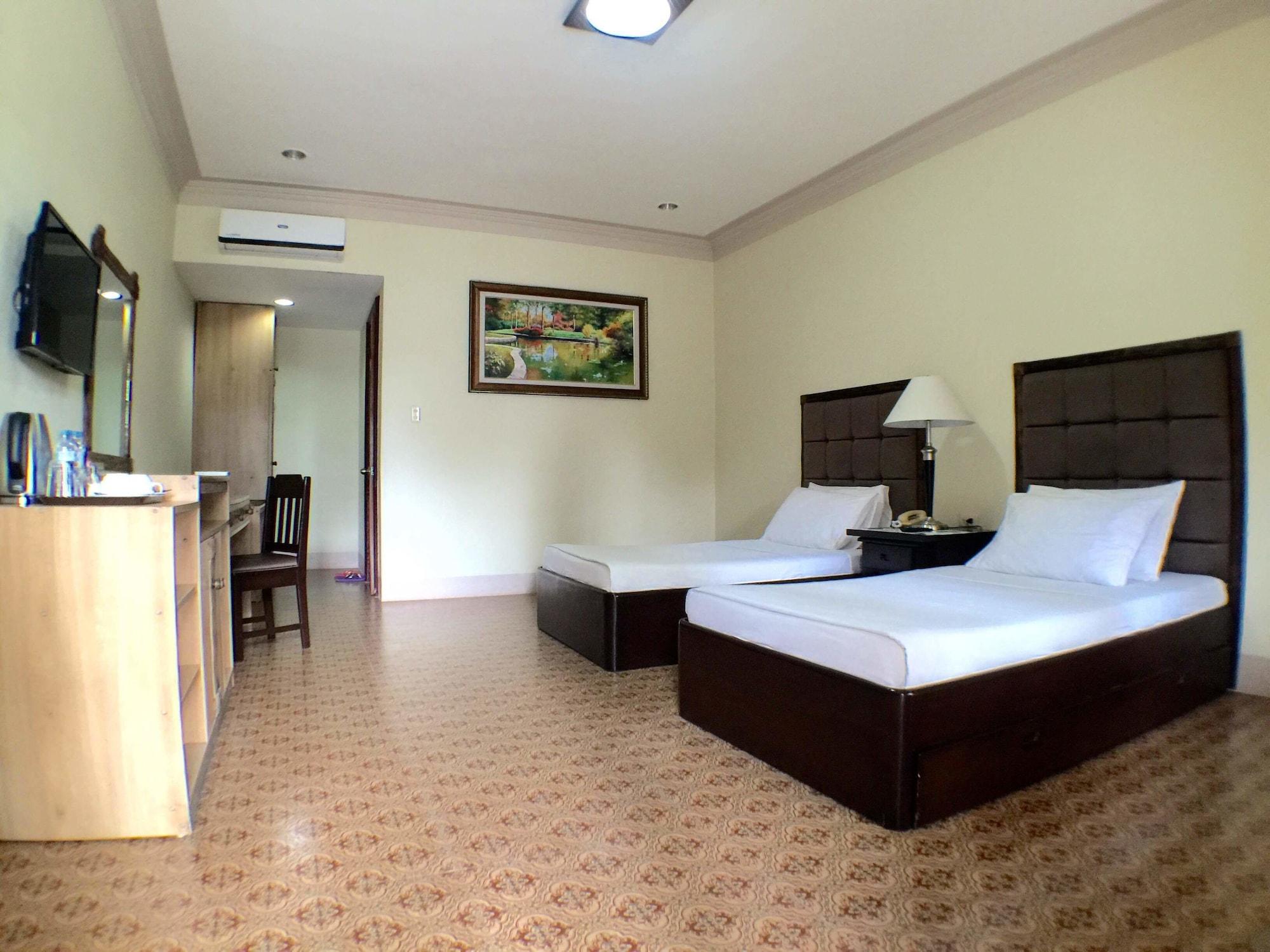 Bohol Tropics Resort Tagbilaran Exterior foto