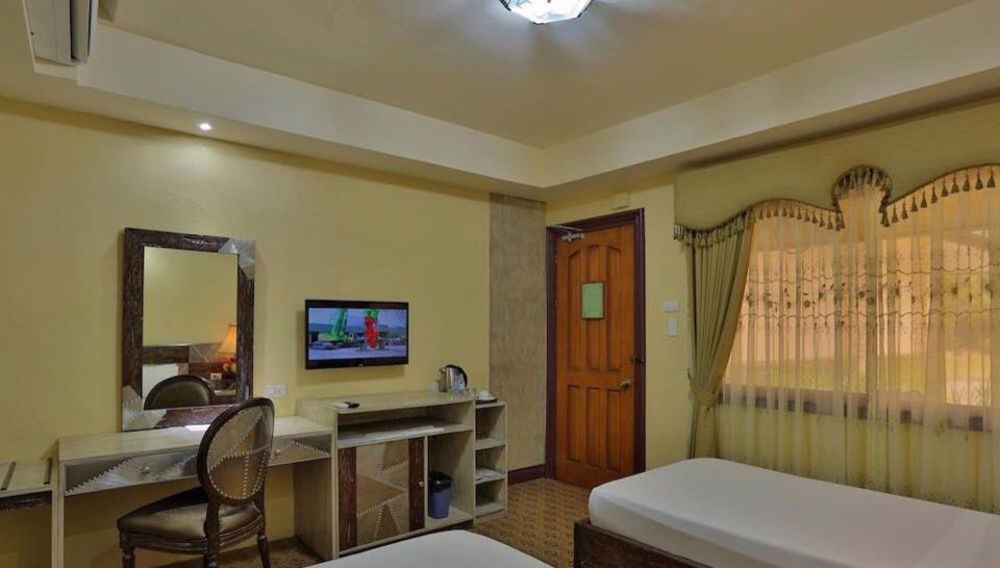 Bohol Tropics Resort Tagbilaran Exterior foto